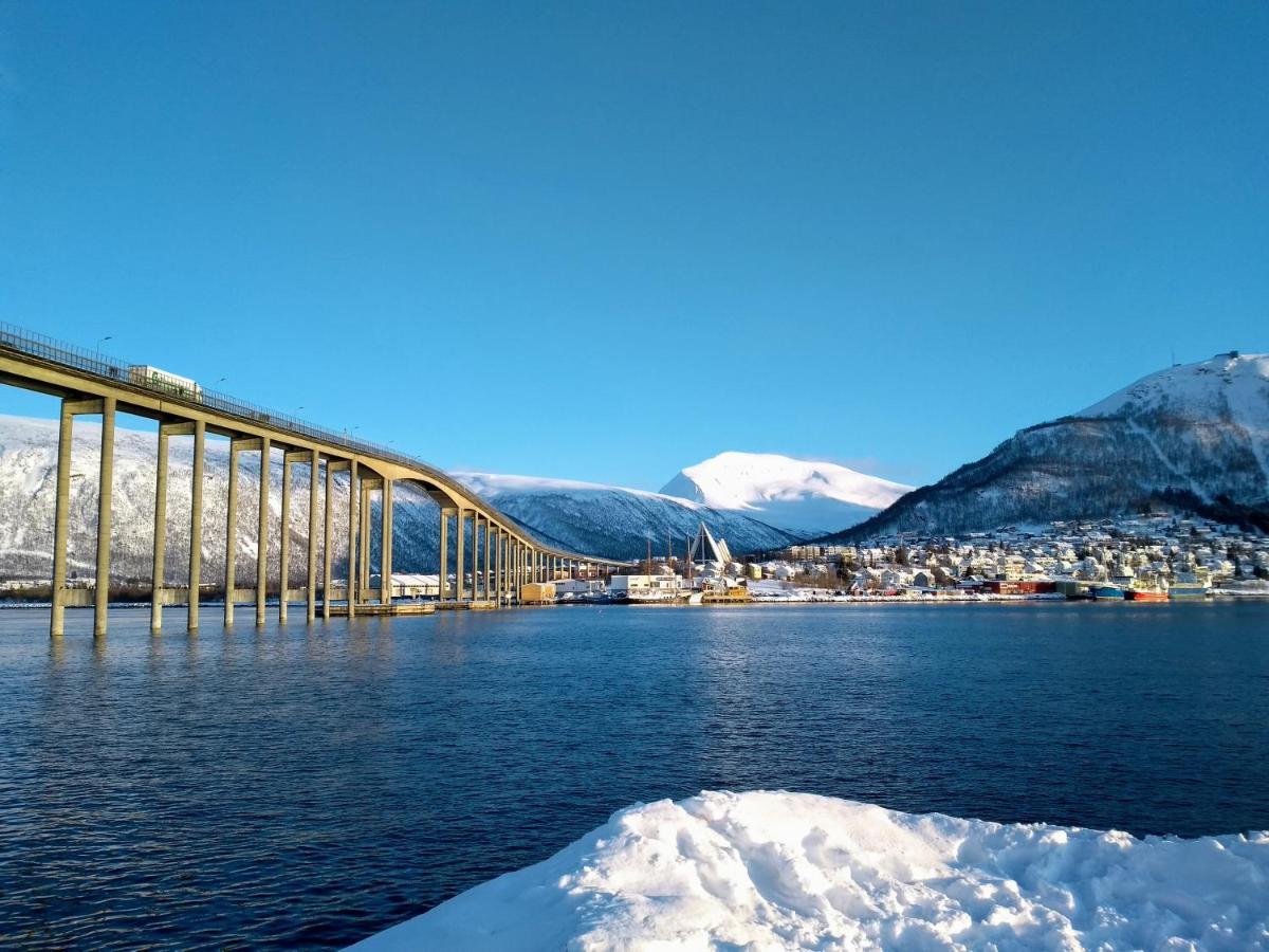 Tromso Coco Apartments In Center Exterior foto